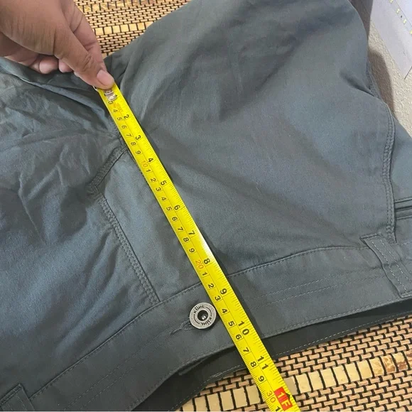 Kuhl Men's Resistor Lite Chino Short 32 Charcoal Blue Casual Stretch Classic - Picture 14 of 16